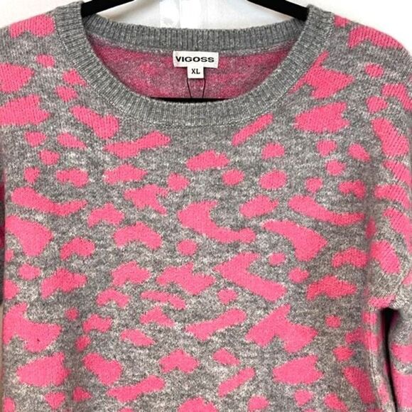 NWT Vigoss Sweater Womens XL Barbie Pink Leopard Print Knit Pullover Long Sleeve - Picture 2 of 15